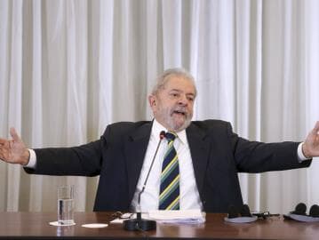 Lula lidera em todos os cenários para a Presidência, aponta CNT/MDA