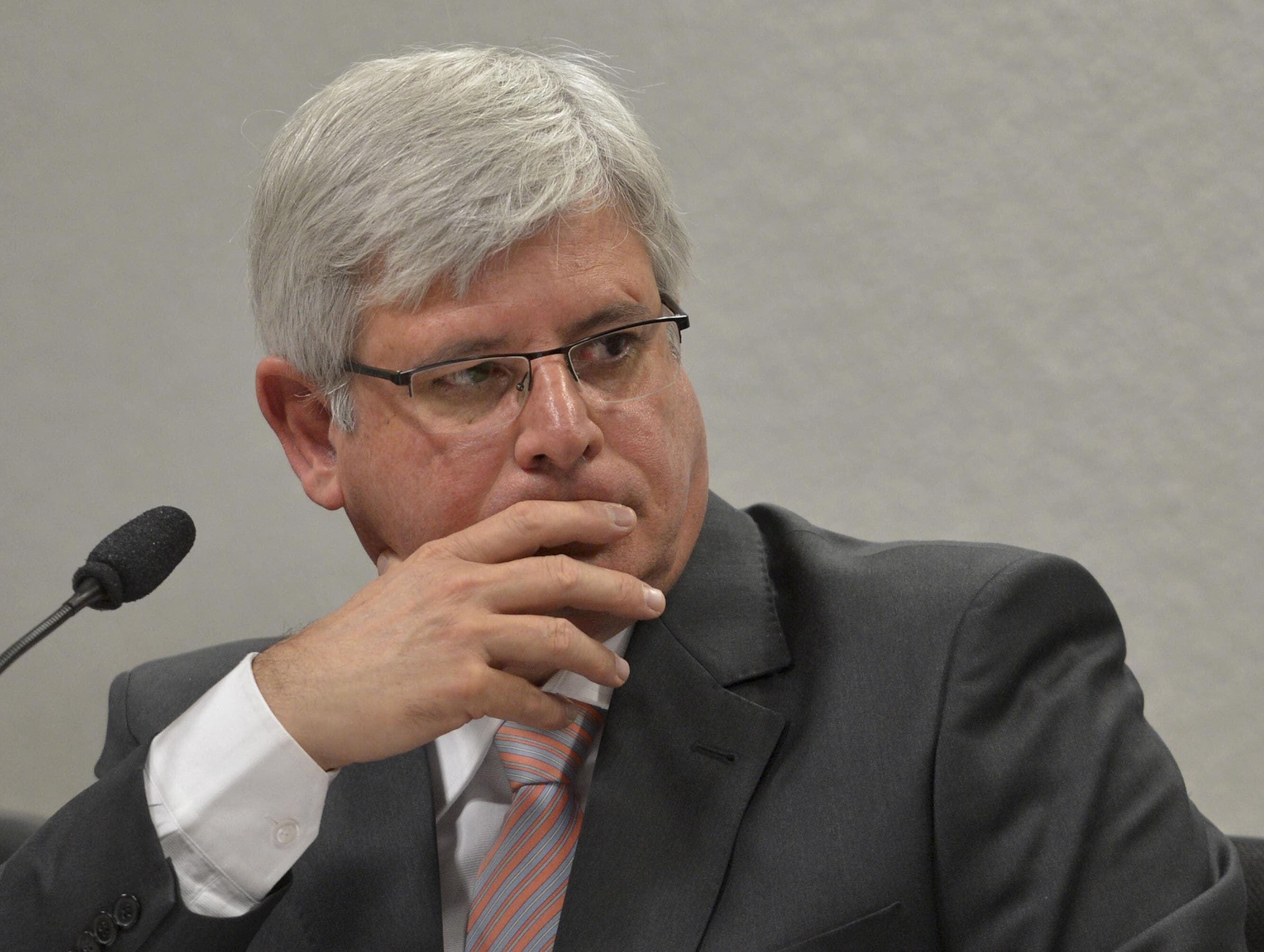 Janot aciona STF por inconstitucionalidade em sistema de cotas do AM