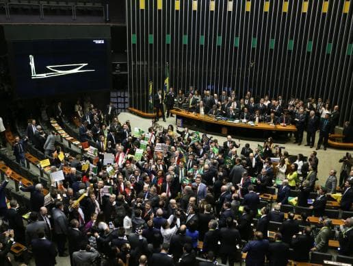 Empate entre Priante e Lúcio Vieira Lima adia escolha do PMDB para vice-presidente da Câmara