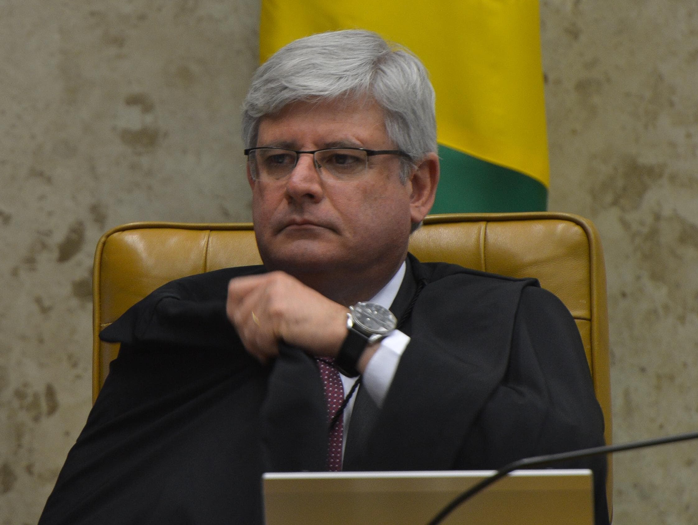 Janot lamenta morte de Teori e elogia ministro por "medidas inéditas" na Lava Jato