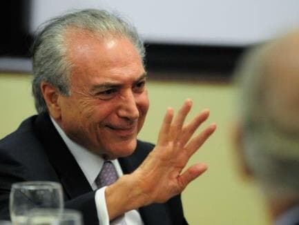 Às centrais sindicais, Temer sinaliza que poderá rediscutir reforma trabalhista