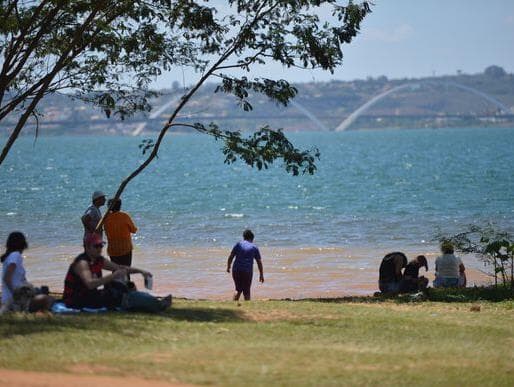 Justiça do DF suspende obra de cliclovia na orla do Lago Paranoá