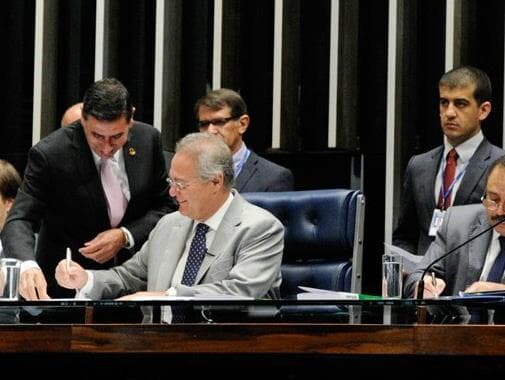 Congresso promulga Emenda Constitucional que congela gastos da União nos próximos anos