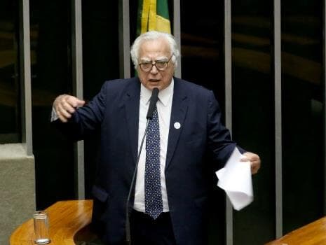 Deputados articulam eleições diretas em caso de renúncia ou cassação do mandato de Temer