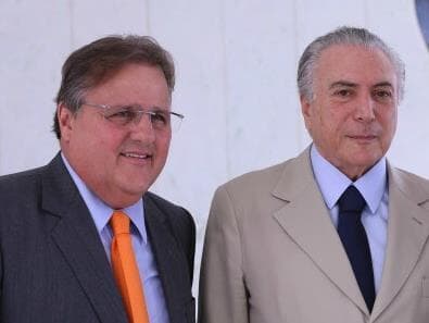 Em seis meses, Temer tem o sexto ministro na corda bamba