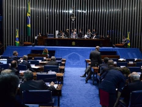 Senado inicia semana com tentativa de votar repatriação de recursos