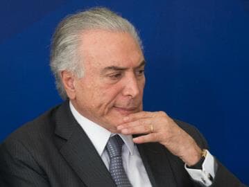 Temer recebe sugestão de projeto para reforma da Previdência