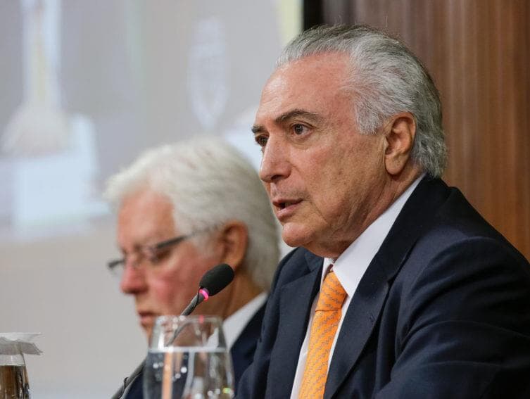 Em entrevista, Temer reafirma necessidade de "desmentir boatos"