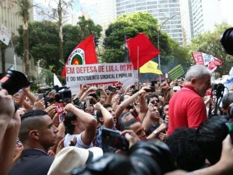 PT trocará direção para fugir da crise e da Justiça