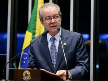 Vídeo: "Impeachment foi feito para o governo ajustar as contas públicas", diz José Aníbal