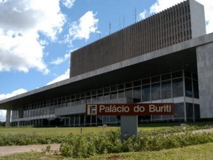 Polícia Civil cumpre mandados de busca e apreensão no Palácio do Buriti