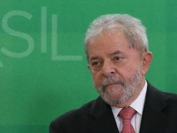 Procuradores elaboram denúncia contra Lula sobre sítio em Atibaia e tríplex no Guarujá