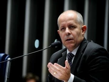 Auditor reafirma crime de responsabilidade e "atos omissivos" de Dilma