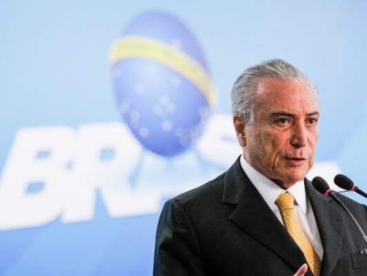 Temer avalia que reforma da Previdência será "luta feroz", diz jornal