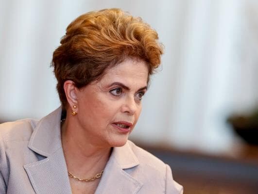 Exclusivo: Dilma radicaliza e chama impeachment de "golpe" em carta à Nação