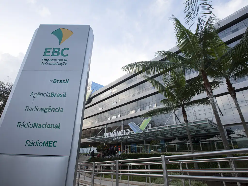 Governo cria conselho editorial e de programação para a EBC