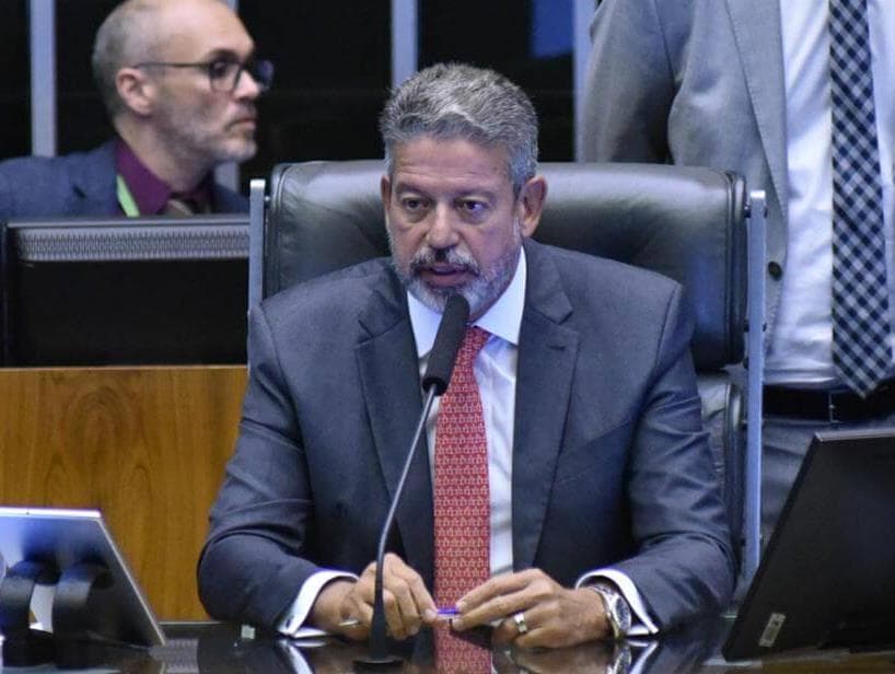 Com anuência do governo, Arthur Lira recria grupo de trabalho do PL 2630