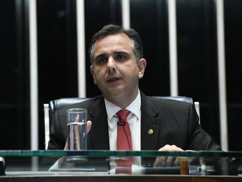 Pacheco critica STF por piso da enfermagem e julgamento sobre drogas