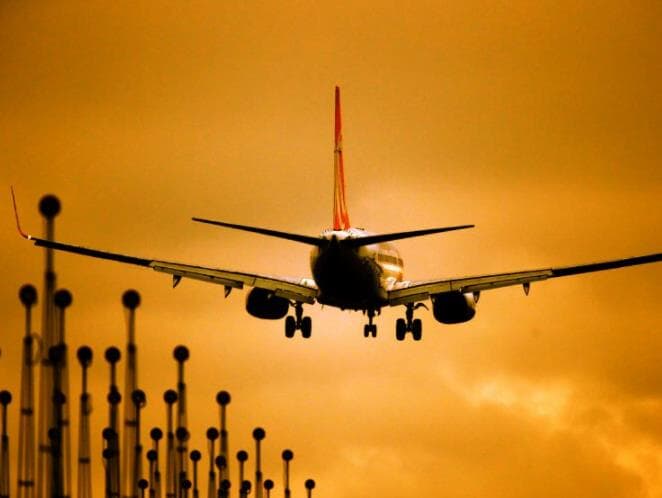 Frente parlamentar dos aeroportos defende passagem a R$ 200, mas sem subsídios