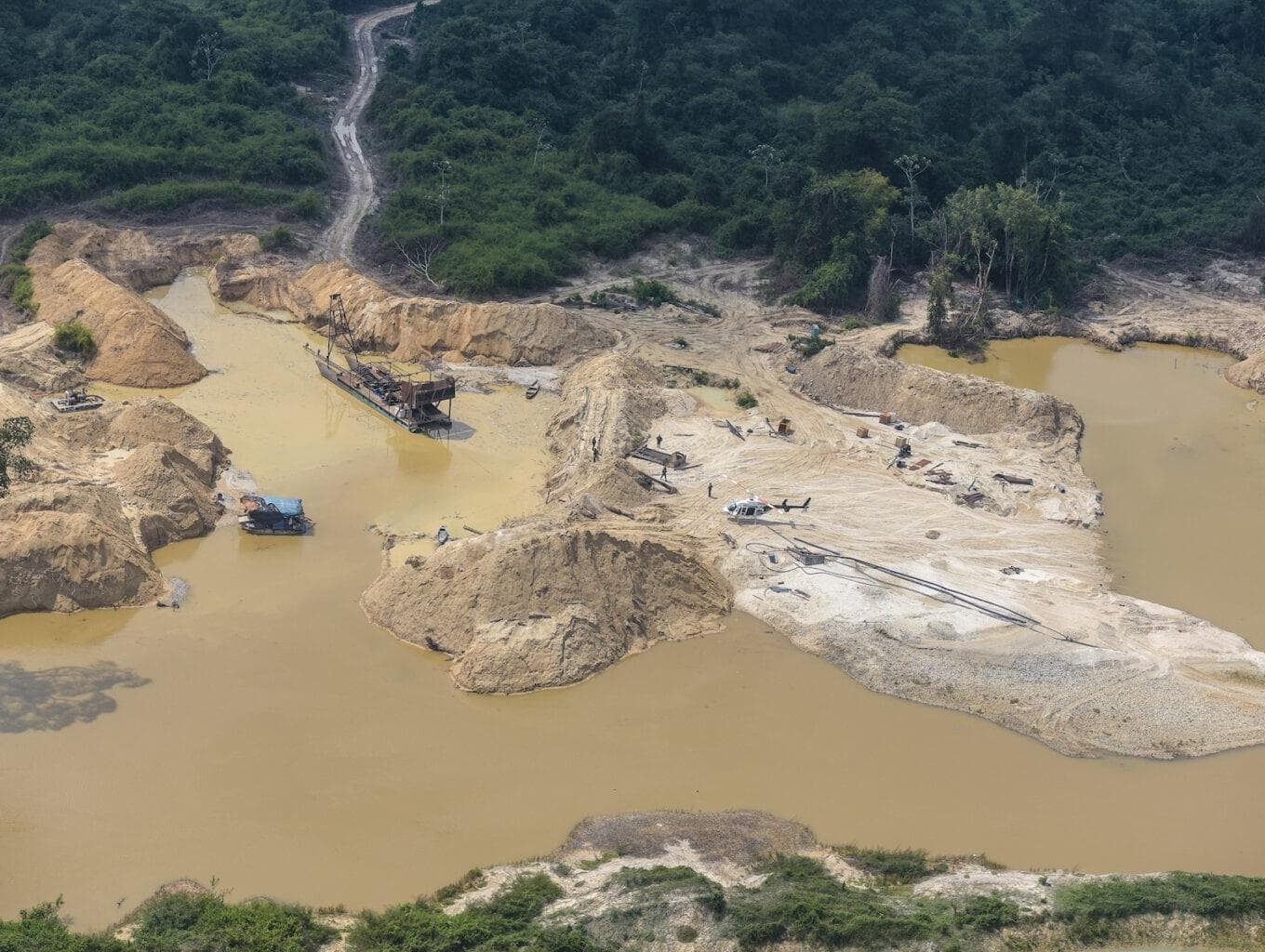 Leilão do governo Bolsonaro para liberar garimpo na Amazônia incluiu áreas em terra indígena no Pará