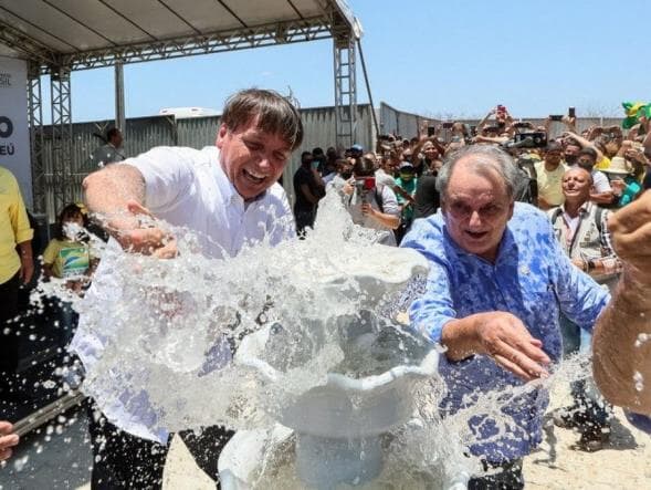 Bolsonaro vai ao Nordeste após chamar nordestinos de "pau de arara"