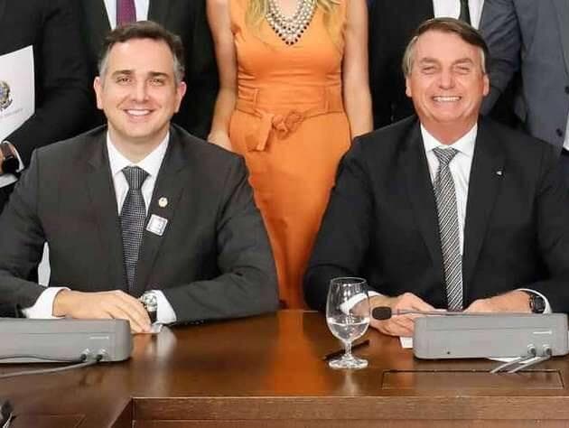 Bolsonaro comemora eleição de Pacheco no Senado