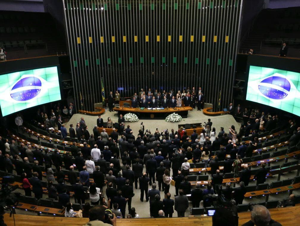 Congresso retorna com 27 medidas provisórias na fila