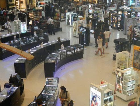 Compras nos free shops passa a ter limite de mil dólares