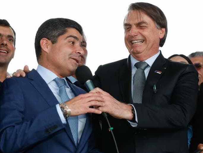 Partidos procuram Alcolumbre para evitar veto de Bolsonaro a fundo eleitoral