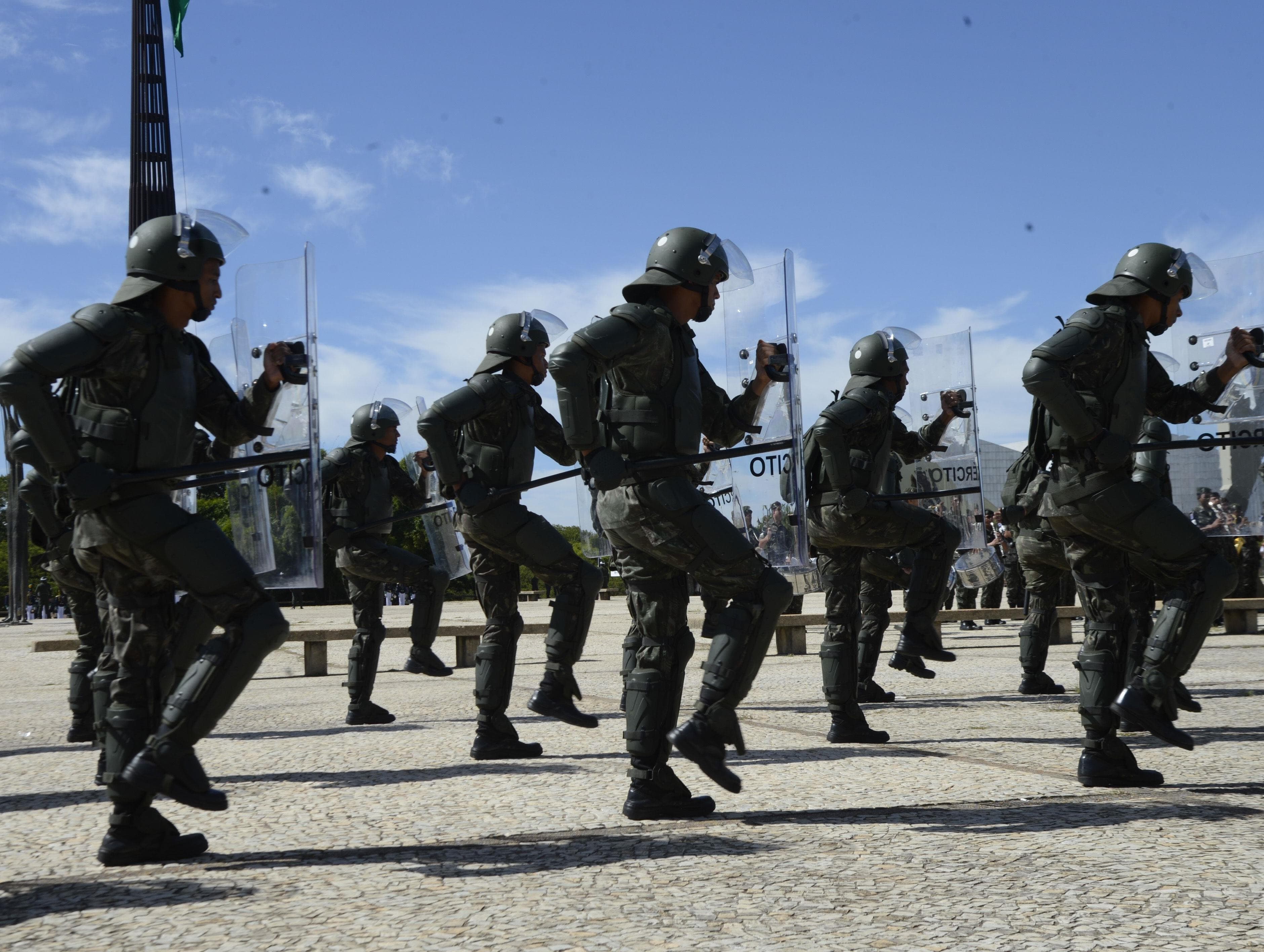 Deputados terminam votação dos destaques da Previdência dos militares