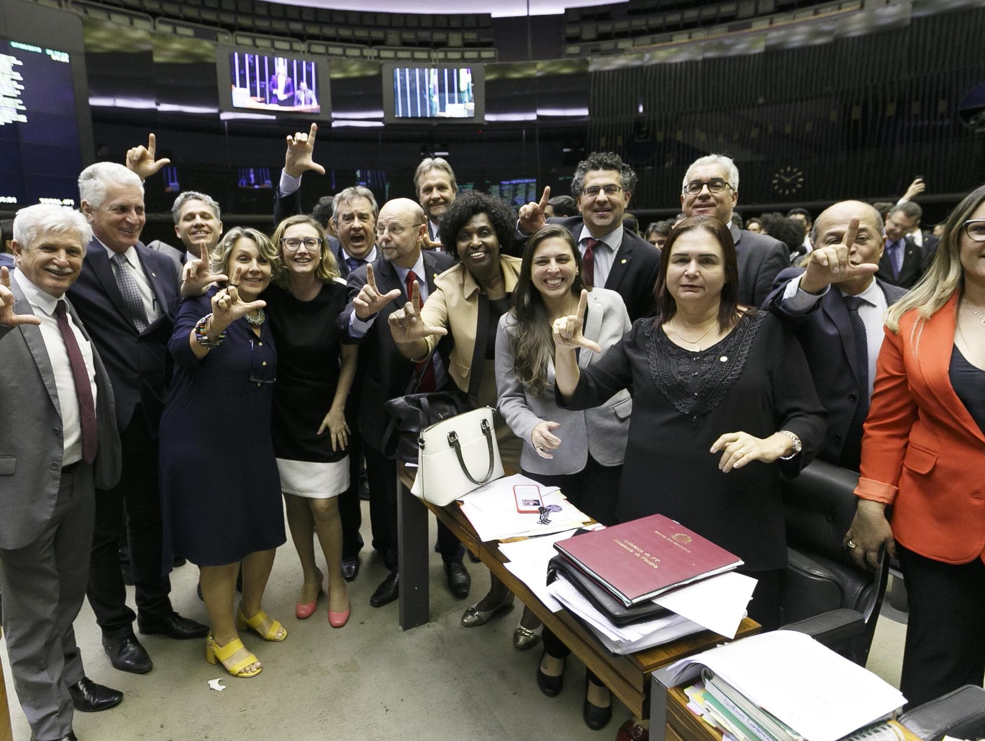 Registro sindical pode sair das mãos de Moro e oposição comemora