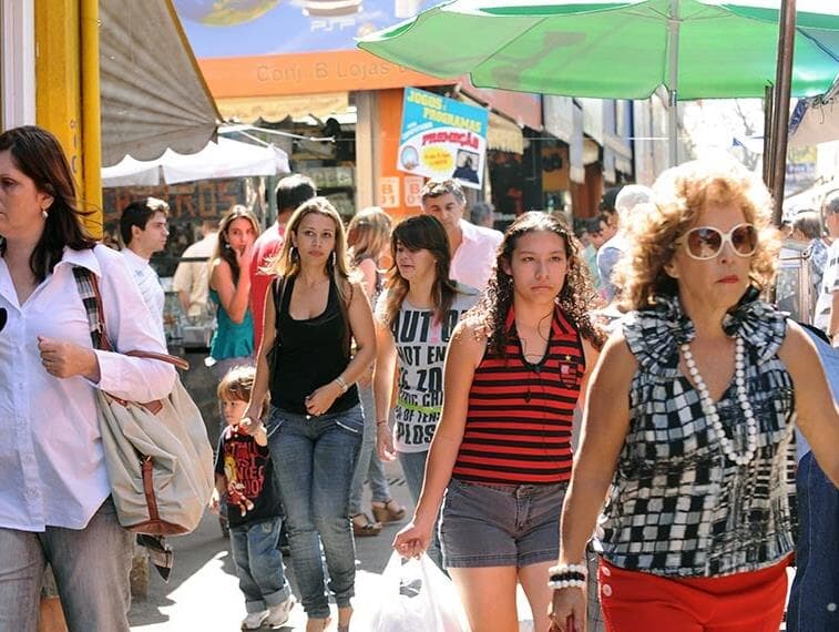 O Dia Internacional da Mulher, o Parlamento e as laranjas