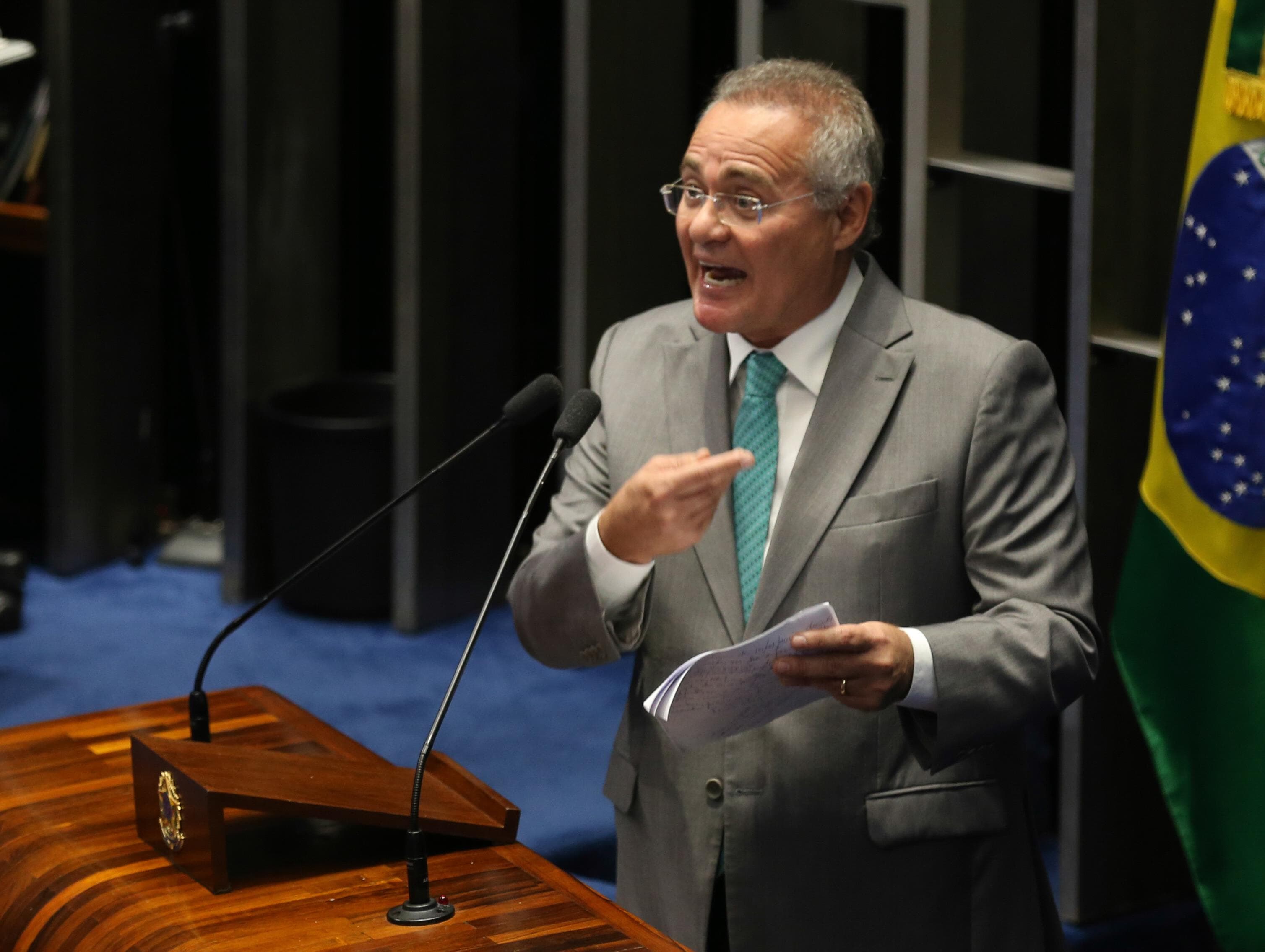 Renan promete acionar chefe da Lava Jato por "fazer política"