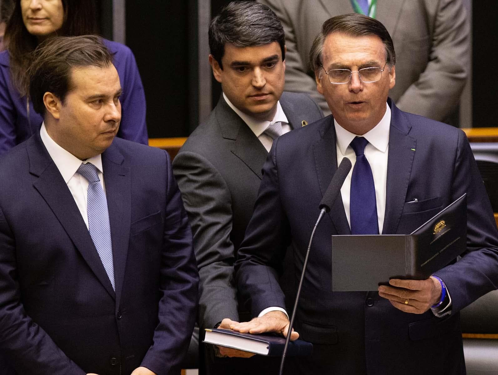 Bolsonaro recebeu R$ 33,7 mil de auxílio-mudança da Câmara três dias antes da posse