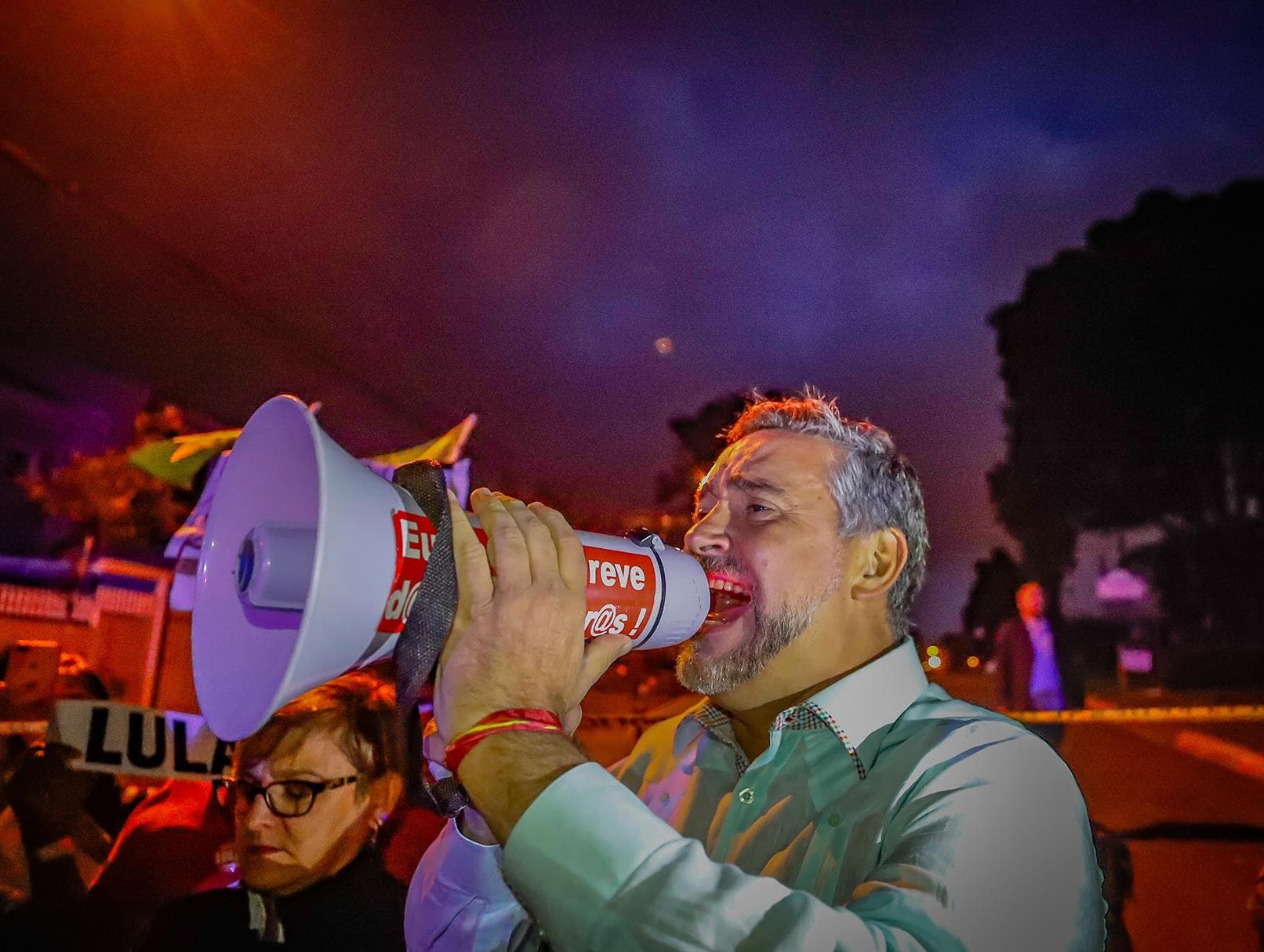 Oposição promete medidas contra decreto das armas