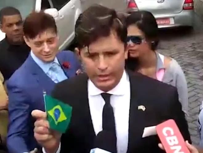 Dr. Rey se oferece para ser ministro e tenta reunião com Bolsonaro, mas não é recebido