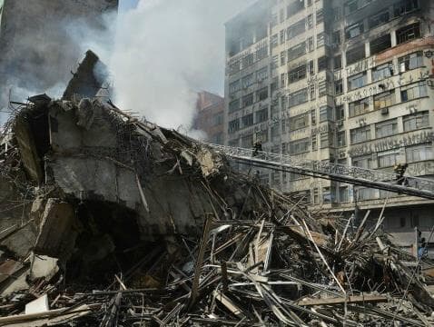 Conselho de arquitetura lamenta desabamento de prédio e critica "descaso do poder público em todas as esferas"