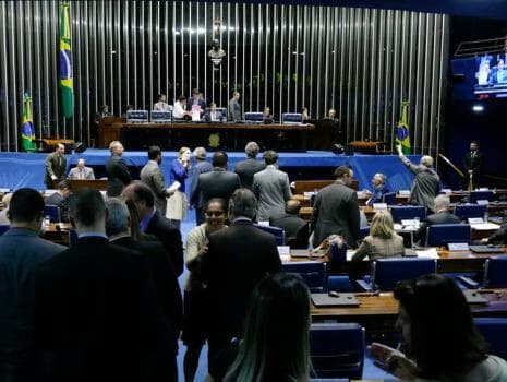 Senadores aprovam medida provisória que facilita pagamento de outorgas para aeroportos