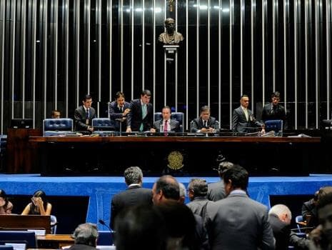 Senado aprova em primeiro turno proposta que transforma agente penitenciário em policial