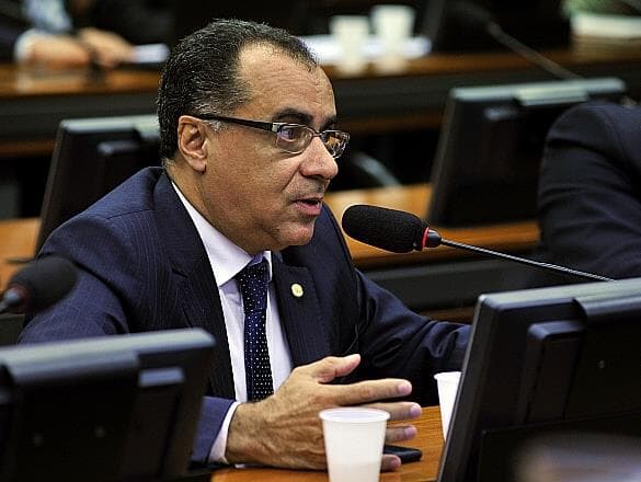 Em regime semiaberto, Celso Jacob volta mais tarde à Papuda para votar a favor de Temer