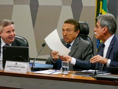 Temer envia carta aos senadores e diz que vetará pontos polêmicos da reforma trabalhista