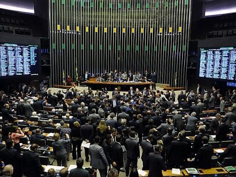 Câmara aprova medida provisória que reajusta carreiras da Receita