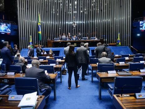 Senado aprova permissão para que comércio dê desconto segundo a forma de pagamento