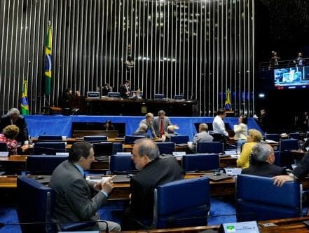 Regras para transição entre chefes de governo são aprovadas pelo Senado