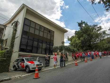 Justiça derruba decisão que suspendeu atividades do Instituto Lula