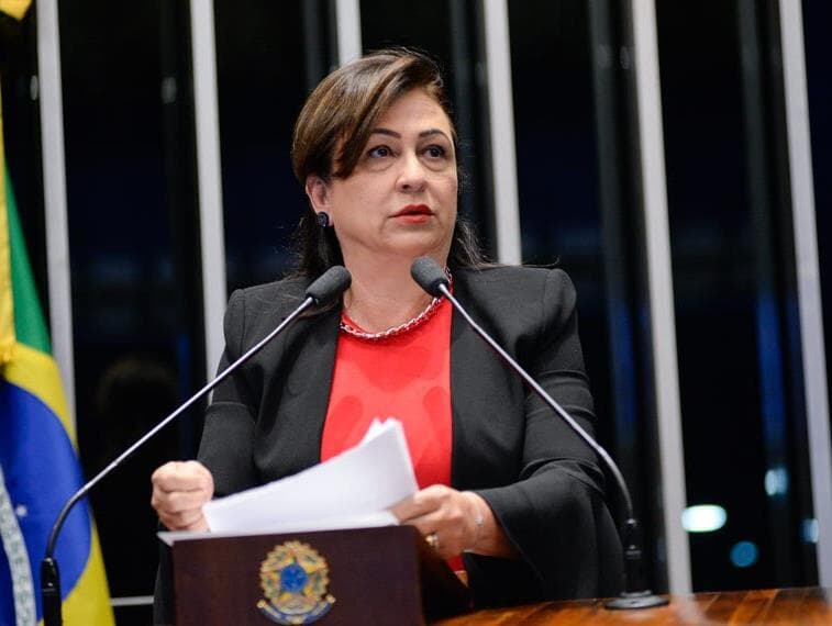 Kátia Abreu nega ter recebido da Odebrecht: "Só sabem denunciar. Quero saber a boca na botija"