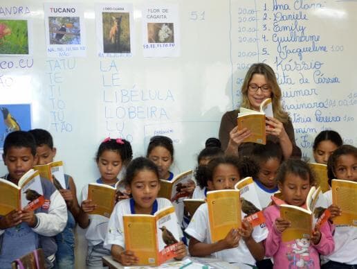 Nova base curricular antecipa alfabetização de alunos para o 2º ano do ensino fundamental