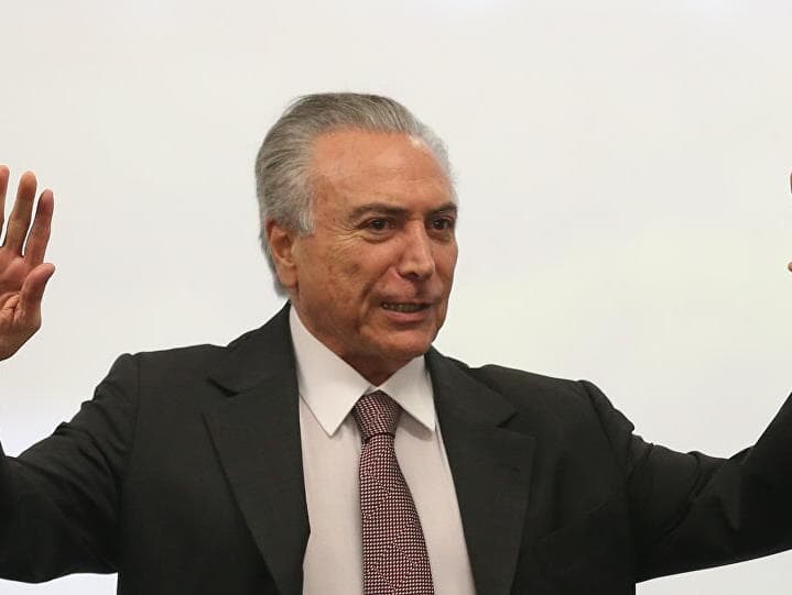 Em dia de protestos, Temer rebate críticas à reforma da Previdência: "Não vai tirar direitos"