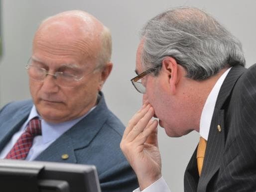 Palácio do Planalto anuncia Serraglio como novo ministro da Justiça