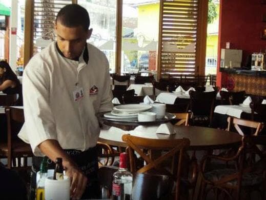 Empresas poderão ficar com até um terço da gorjeta dos trabalhadores